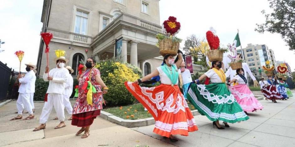 De la mano de la Embajada de México en los Estados Unidos, Oaxaca crea un espacio de promoción cultural que busca atraer inversiones a la entidad.