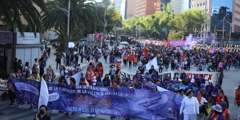 25N: Colectivas y organizaciones se congregaron en Paseo de la Reforma para exigir un alto a la violencia que sufren todos los días