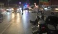 IMÁGENES FUERTES: Motociclista pierde la vida al estrellarse contra un poste de luz en la CDMX (VIDEO)