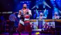 Finn Bálor, campeón de WWE, demuestra su amor por Pumas como lo hace su esposa