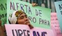 Familiares de víctimas de feminicidio protestan en Palacio Nacional