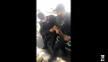Policía cachetea a microbusero por invadir su carril (VIDEO)