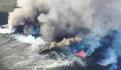 Lava volcánica quema edificios y casas en la Palma de España