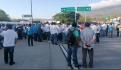 Transportistas retiran bloqueo en Autopista del Sol