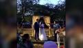 Invitada se lleva caja de dulces completa de una boda y así la cachó la novia: "Bien hambreada" (VIDEO)