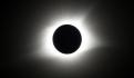 ‘Flower moon’. Estas son las mejores FOTOS del primer eclipse lunar de 2023