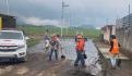 Alfa González entrega apoyos económicos a afectados por inundaciones en Parres El Guarda