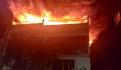 VIDEO | Se registra fuerte incendio en Tepito; bomberos acuden al lugar