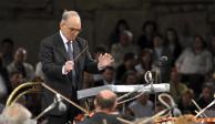 Ennio Morricone dirige a la Orquesta Sinfónica de Budapest