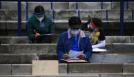 Aspirantes realizaron el examen de ingreso a la UNAM portando cubrebocas y careta.