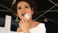 Selena Gómez degusta un helado