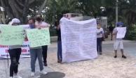 Conductores de Uber protestan frente al Palacio Municipal de Cancún, Quintana Roo.
