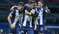 Futbolistas del Monterrey festejan un gol ante el América en la Fecha 6 del Guard1anes 2020.