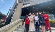 Diputadas federales de Morena sostienen la querella frente a la FEDE
