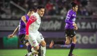Una acción del duelo entre Atlas y  Mazatlán de la Liga MX