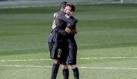 Lionel Messi y Ousmane Dembélé celebran un gol del Barcelona contra el Villarreal el pasado domingo.