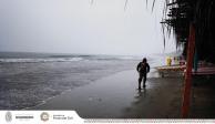 Esta tarde una turista fue arrastrada por las olas y murió ahogada en Acapulco.