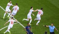 Jugadores de Suiza celebran un gol contra Francia en la Eurocopa 2021