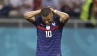 Kylian Mbappé se lamenta después de fallar su penalti en el duelo Francia vs Suiza de octavos de final de la Eurocopa 2021.