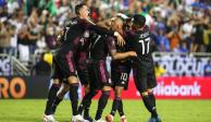 Jugadores de México celebran un gol en la primera ronda de la Copa Oro.