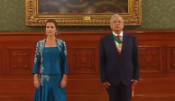 Beatriz Gutiérrez Müller lució un vestido azul de tres piezas en el Grito de Independencia