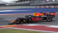 Checo Pérez conduce su monoplaza de Red Bull en las prácticas del Gran Premio de Estados Unidos de F1, el pasado fin de semana.