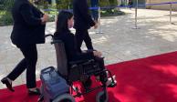 La ministra israelí de Energía, Karine Elharrar, se quedó fuera porque en el lugar no contaban con infraestructura para el ingreso de una silla de ruedas