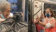 Ante el&nbsp;"exorcismo" en el Metro de la CDMX, los pasajeros no detuvieron a la mujer.