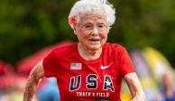La llaman Julia "Huracán" Hawkins; tiene 105 años de edad y entró a carrera