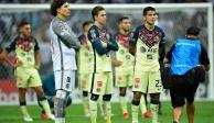 Futbolistas del América se lamentan después de perder la final de la Concachampions, el pasado 28 de octubre.