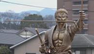 One Piece: Colocan estatua de Zoro en la ciudad natal de Eiichiro Oda