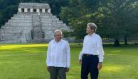 AMLO y John Kerry durante la última visita del funcionario estadounidense a México, en cotubre de 2020.
