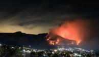 Incendio forestal en el paraje conocido como "Los Corredores", en el cerro del Tepozteco.
