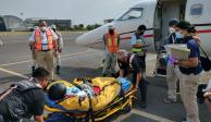 Genaro “N”, de 62 años, fue recibido en Puebla por el INM, luego de haber sido trasladado en ambulancia aérea desde Canadá.