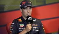 Checo Pérez en una conferencia de prensa de cara al Gran Premio de Azerbaiyán de F1.