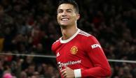 Cristiano Ronaldo, es delantero del Manchester United de la Premier League.