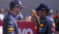 Max Verstappen y Checo Pérez son coequiperos en la F1 para Red Bull.
