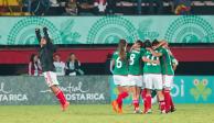 Jugadoras de la Selección Mexicana Femenil Sub 20 celebran su victoria sobre Alemania en el Mundial que se celebra en Costa Rica, el pasado 16 de agosto.