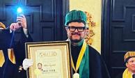 Aleks Syntek recibe Doctorado Honoris Causa