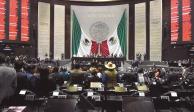 Diputados en el salón de sesiones del Palacio Legislativo de San Lázaro, ayer.