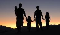 La Iglesia Católica defiende el valor de la familia.