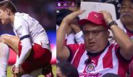 Un aficionado de Chivas insultó a Ronaldo Cisneros por fallar una clara oportunidad de gol en el juego de la Fecha 11 de la Liga MX contra Puebla.
