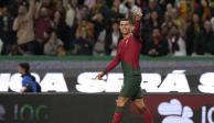 Cristiano Ronaldo celebra uno de sus dos goles en el partido entre Portugal y Liechtenstein, encuentro en el que se convirtió en el futbolista con más cotejos a nivel de selecciones.