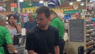 Lionel Messi fue captado realizando compras en un supermercado de Miami.