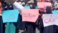 Decenas de mujeres protestaron este miércoles 19 de julio contra los cierres de salones de belleza y con uso de la fuerza el Talibán dispersó las protestas.