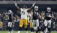 Una acción del duelo entre Las Vegas Raiders y los Pittsburgh Steelers en la Semana 3 de la NFL.