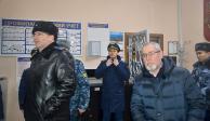 Agentes rusos resguardan la colonia penal en Yamalia-Nenetsia la semana pasada.