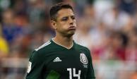 Javier 'Chicharito' Hernández se lamenta después de la derrota de México ante Suecia en la fase de grupos del Mundial de Rusia 2018.