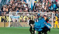 Paracaidista interrumpe en la victoria del Inter en Serie A