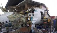 Suman 12 muertos tras accidente de avión en Kazajistán